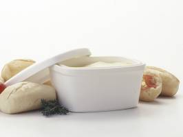 White Basics Margarine Tub
