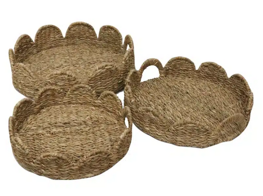 Seagrass Scallop Round Trays