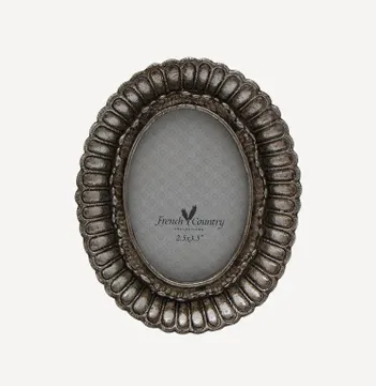 Photo Frame - Fanned Oval