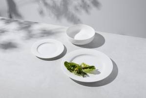 Maxwell & Williams White Basics Urban Rim Dinner Set