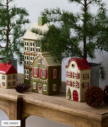 Christmas Tea Light Alsace House Green with Shutters