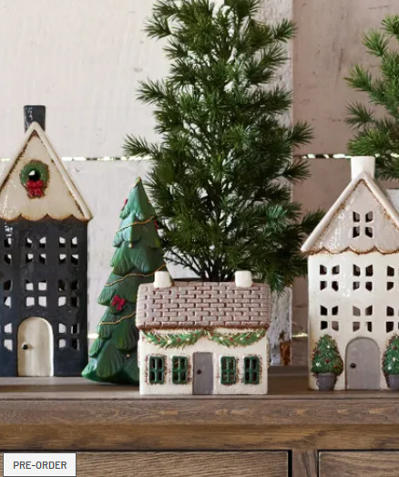 Christmas Tea Light Cottage with Swag