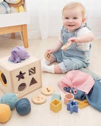 PLAYGROUND 4 in 1 Sensory Learning Cube