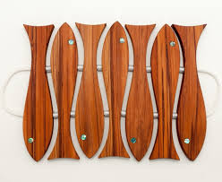 Rimu Seven Fish Pot Stand
