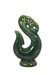 NZ CERAMIC ARATAKI MANAIA FISH HOOK