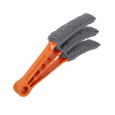 White Magic Mini Blind Duster